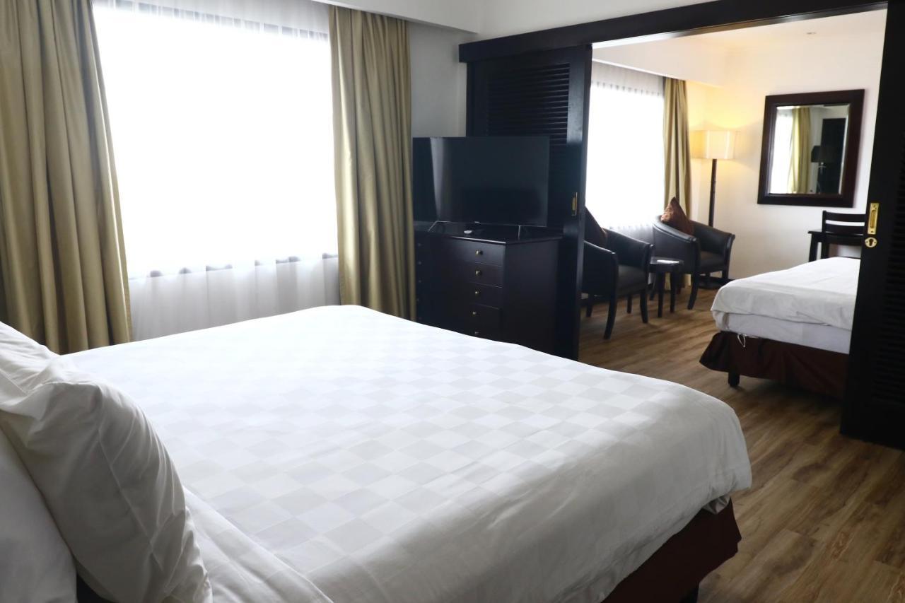 雅加达机场酒店 当格浪 外观 照片